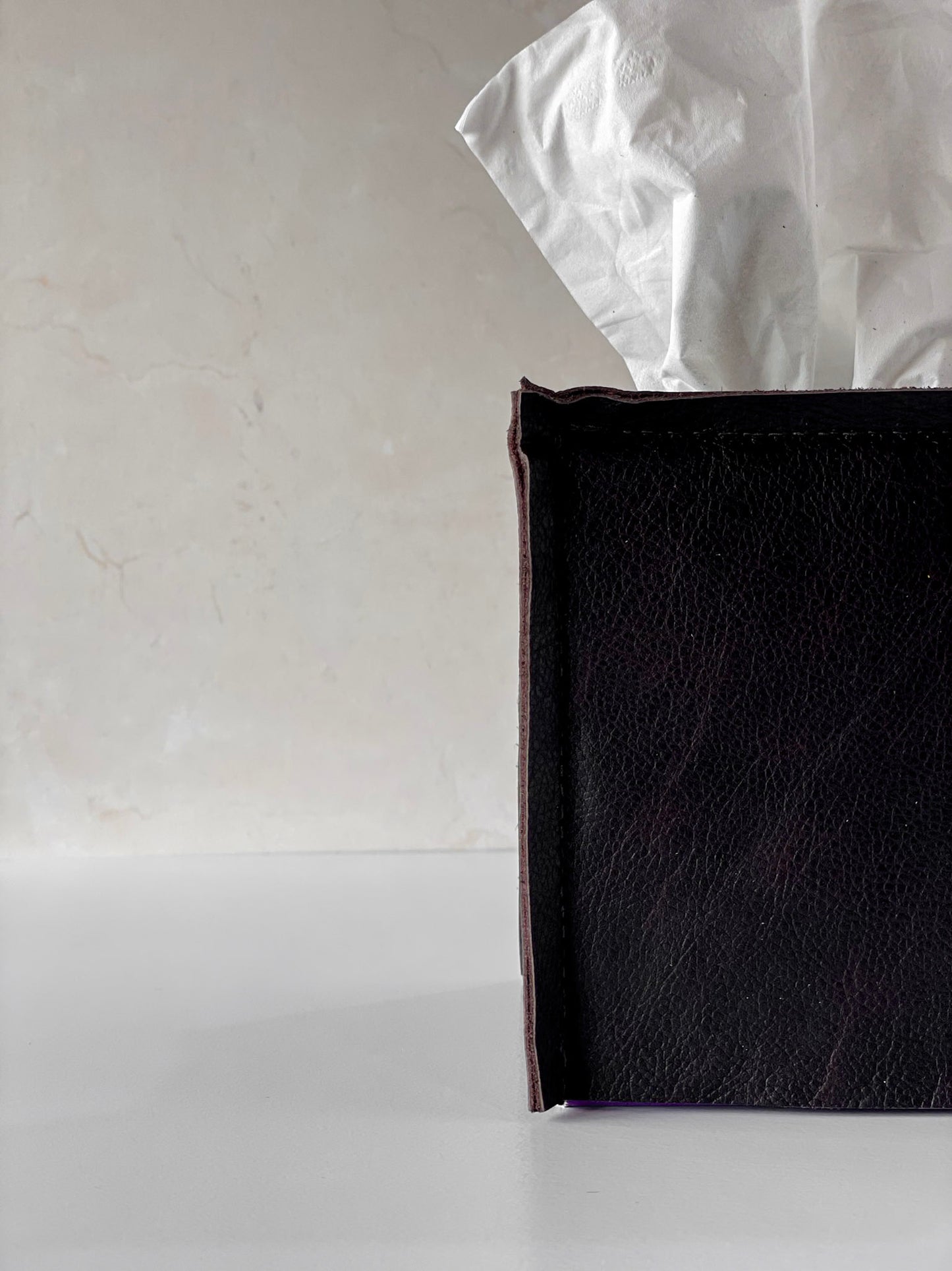 Couverture de boîte à mouchoirs en cuir