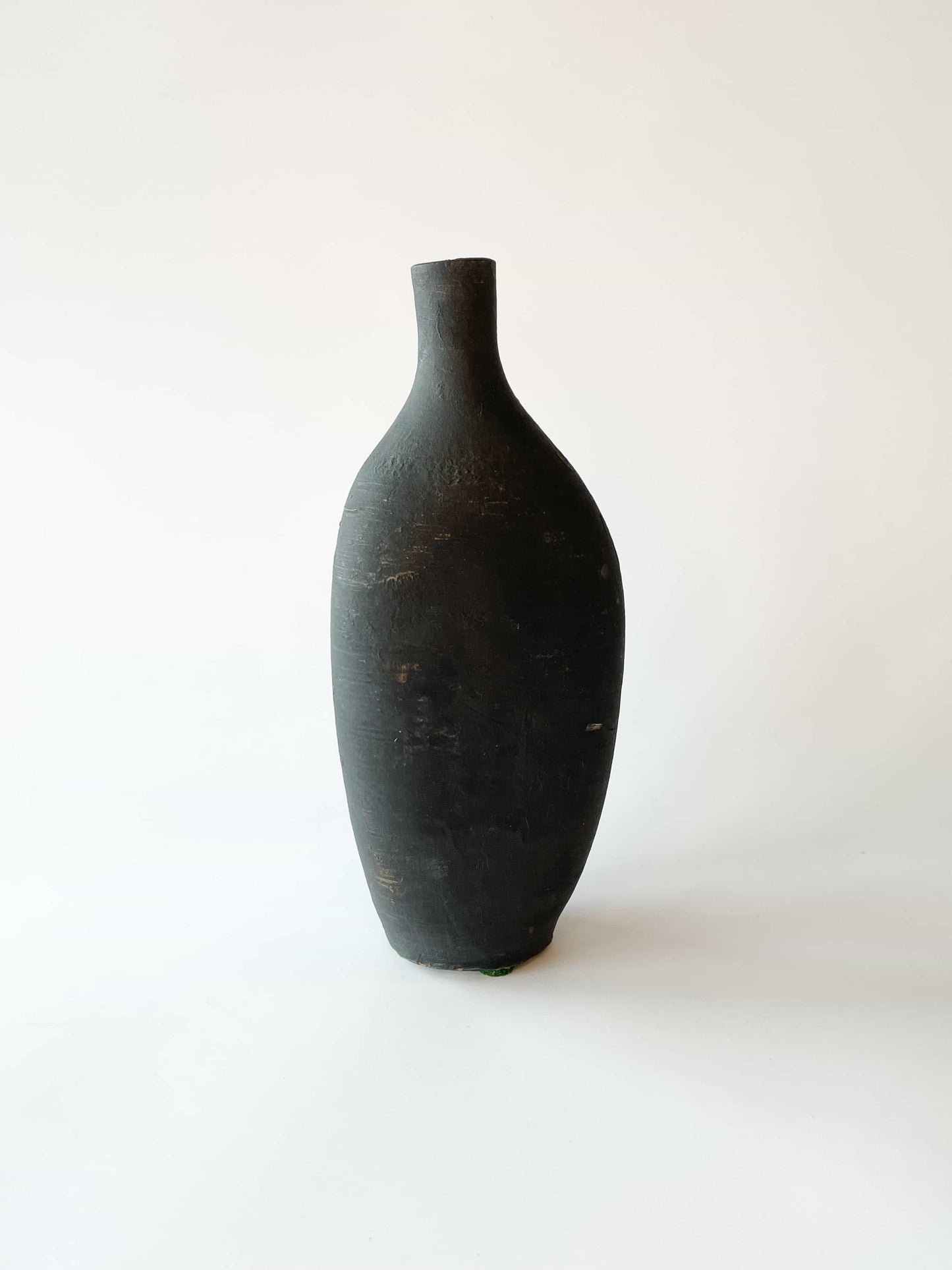 Black geometric vessel