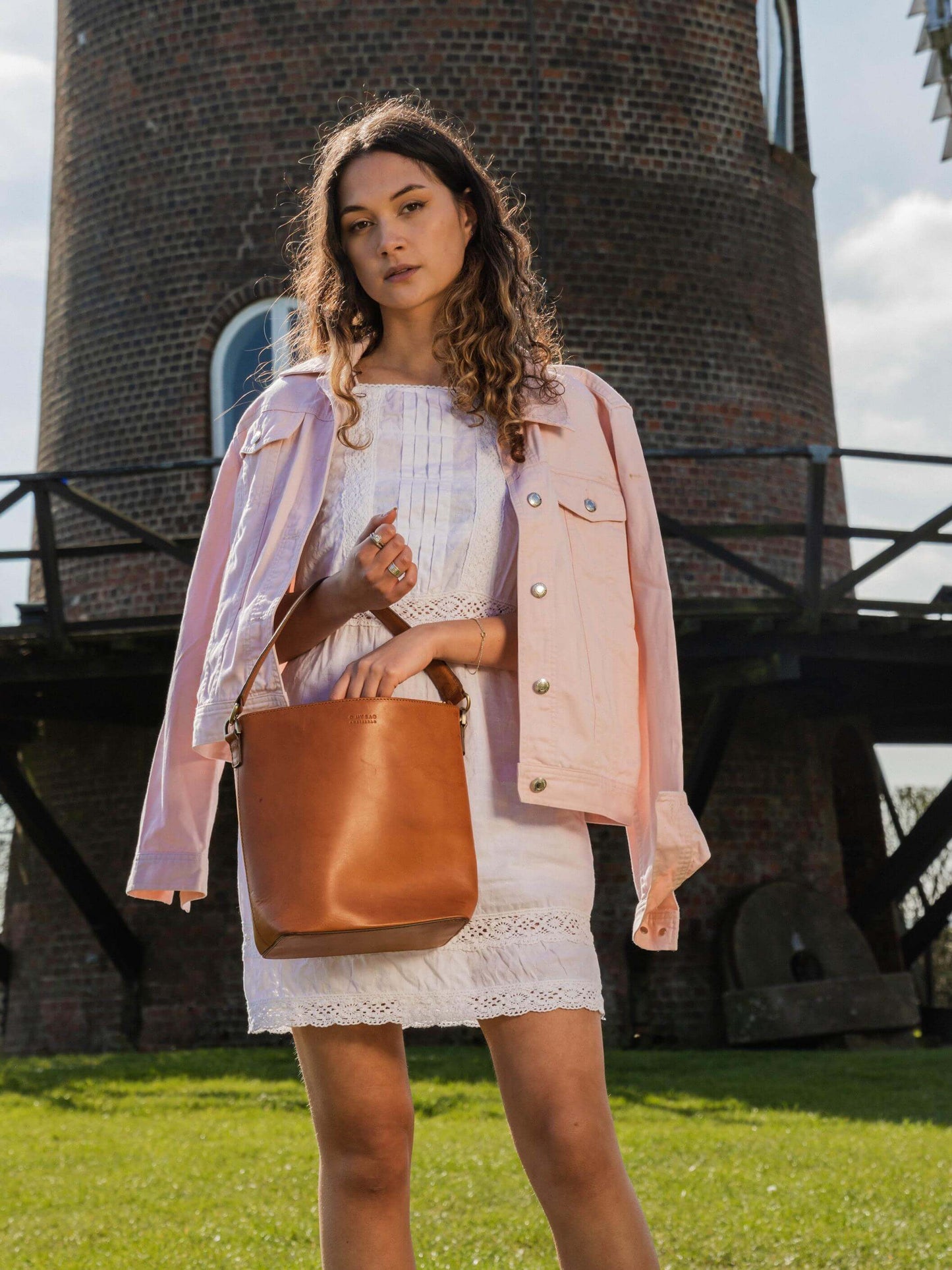 Cognac Classic Bobbi Bucket Bag