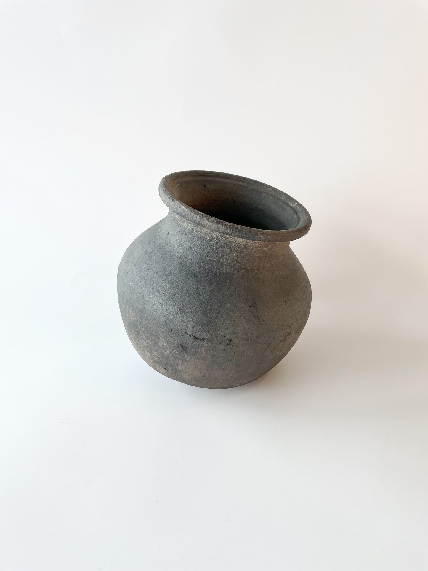 Earthen vessel