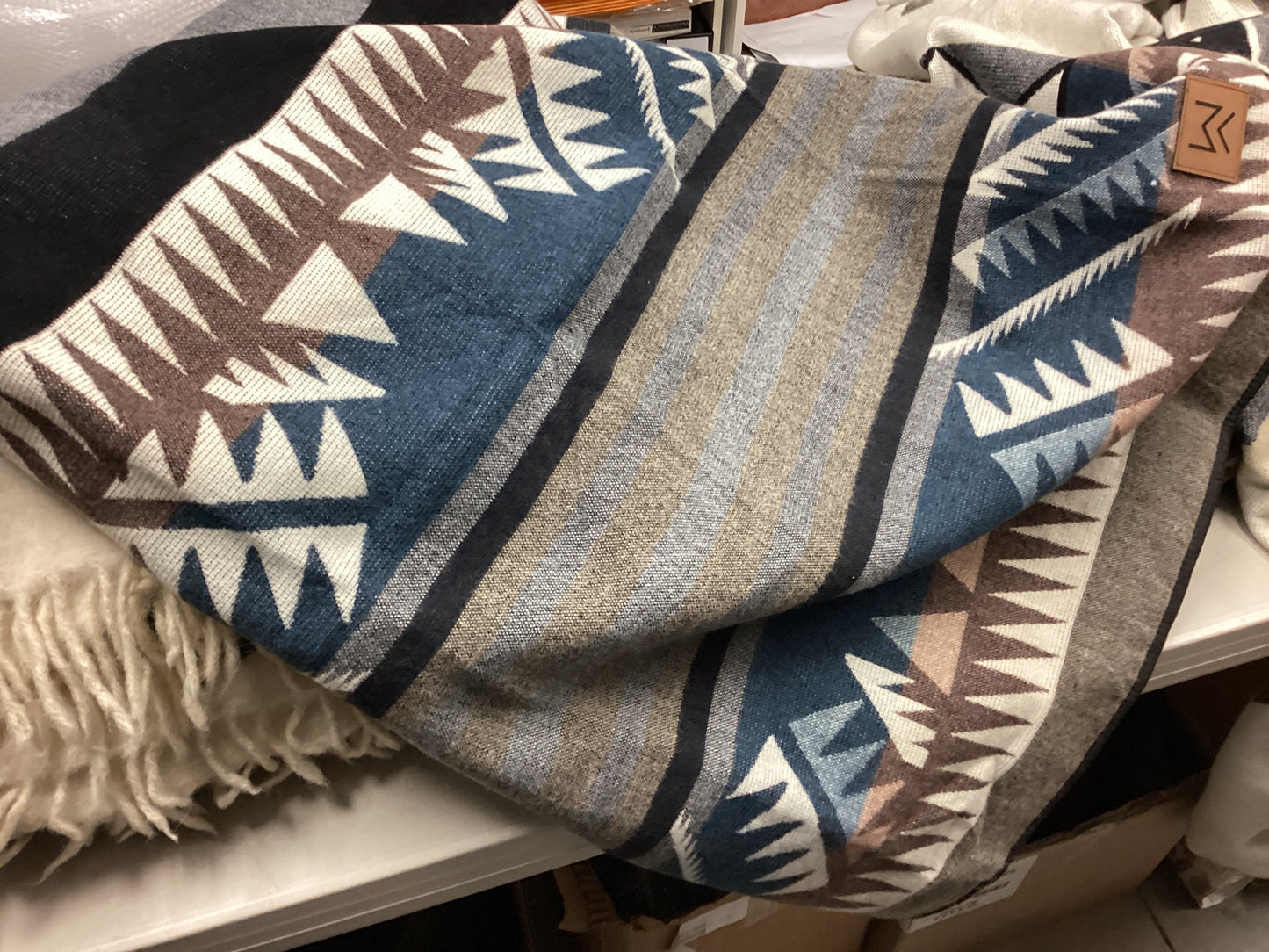 Guayaquil Aztec Reversible Blanket 86x 79