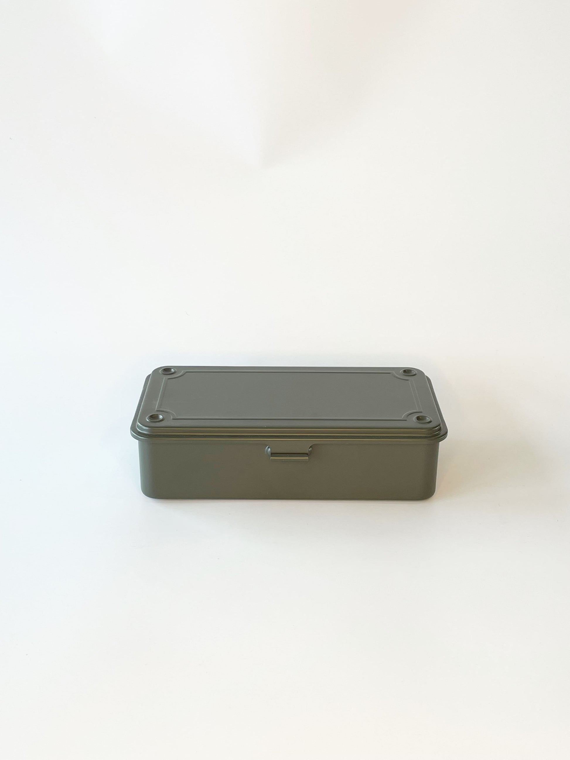 Small toolbox in army green