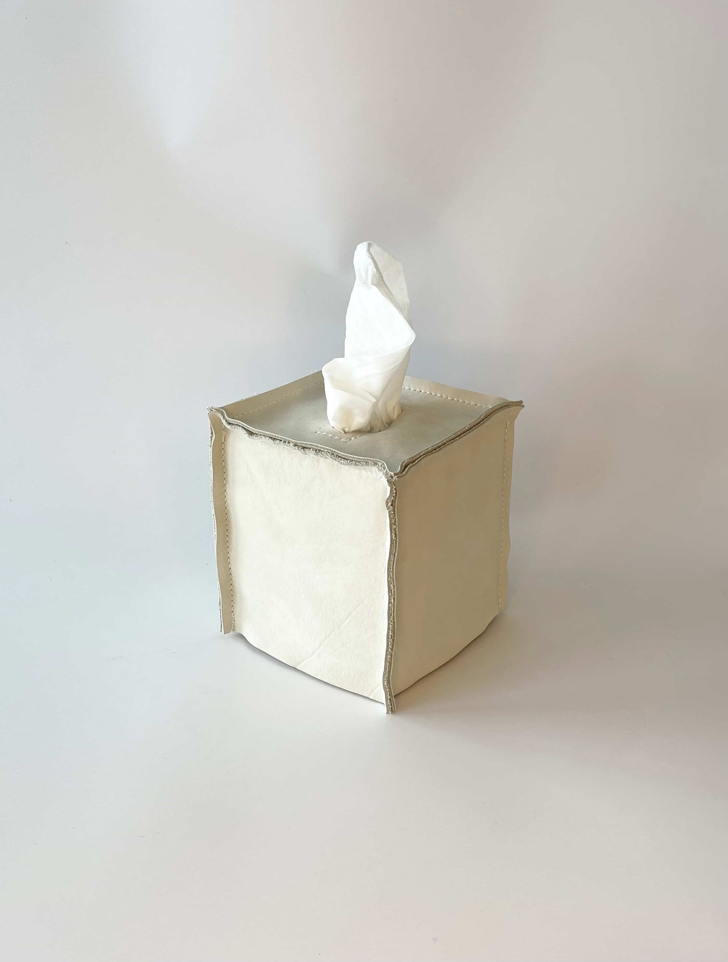 Vantage design leather tissue box cover in cream