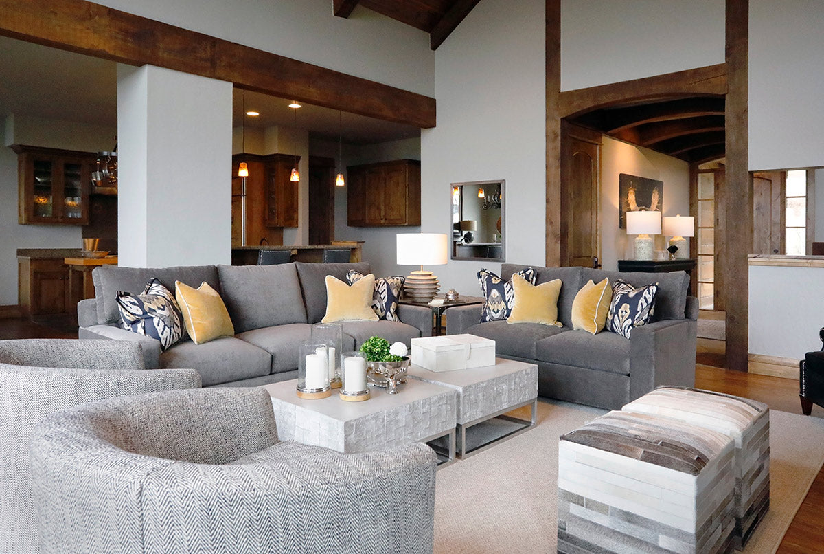Elegant Yellowstone living room